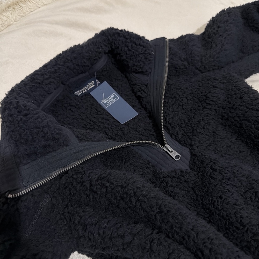 Abercrombie and Fitch Black Sherpa Zip-Up